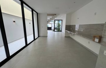 photo_5053553607214566295_y