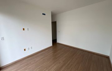 photo_5053553607214566322_y