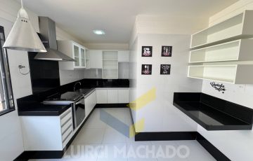 photo_5071442210426915959_w