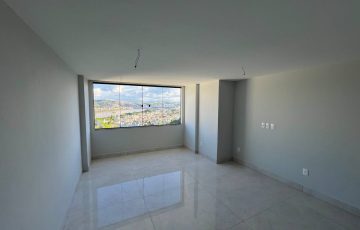 photo_5136569264847391672_y