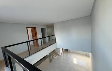 photo_5136569264847391681_y